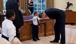 obama-white-house-three-year-old-boy-4